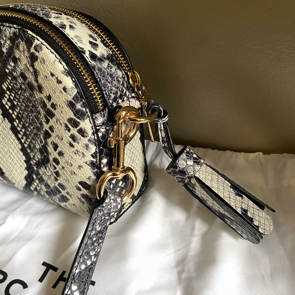 Marc Jacobs python embossed crossbody - Picture 8 of 13